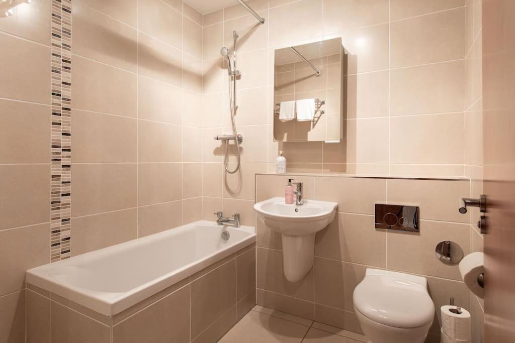 Apartment Centre Luxurious Free Parking